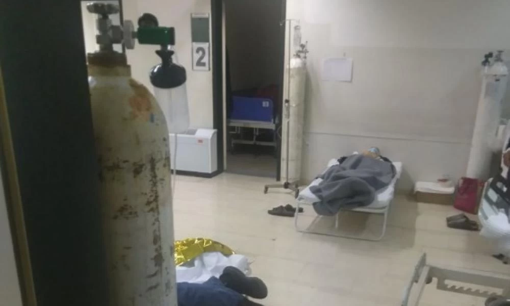 Κορονοϊός – Εκτός ορίων το νοσοκομείο Γιαννιτσών – Μαζί ύποπτα και θετικά κρούσματα